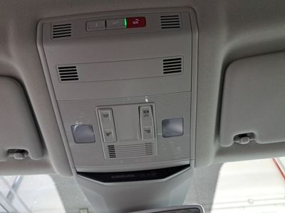 volkswagen-t-roc-advance-1-0-tsi-85kw-115cv-18 Thumbnail