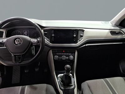 volkswagen-t-roc-advance-1-0-tsi-85kw-115cv-6 Thumbnail
