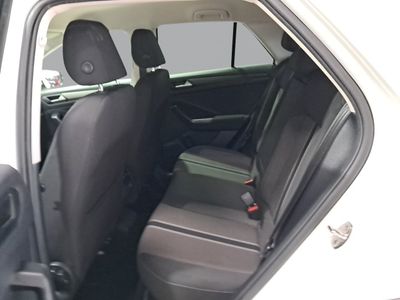 volkswagen-t-roc-advance-1-0-tsi-85kw-115cv-9 Thumbnail