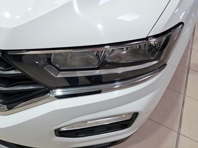 volkswagen-t-roc-advance-1-0-tsi-85kw-115cv-26 Thumbnail