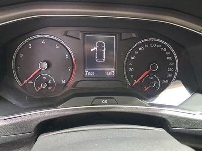 volkswagen-t-roc-advance-1-0-tsi-85kw-115cv-7 Thumbnail