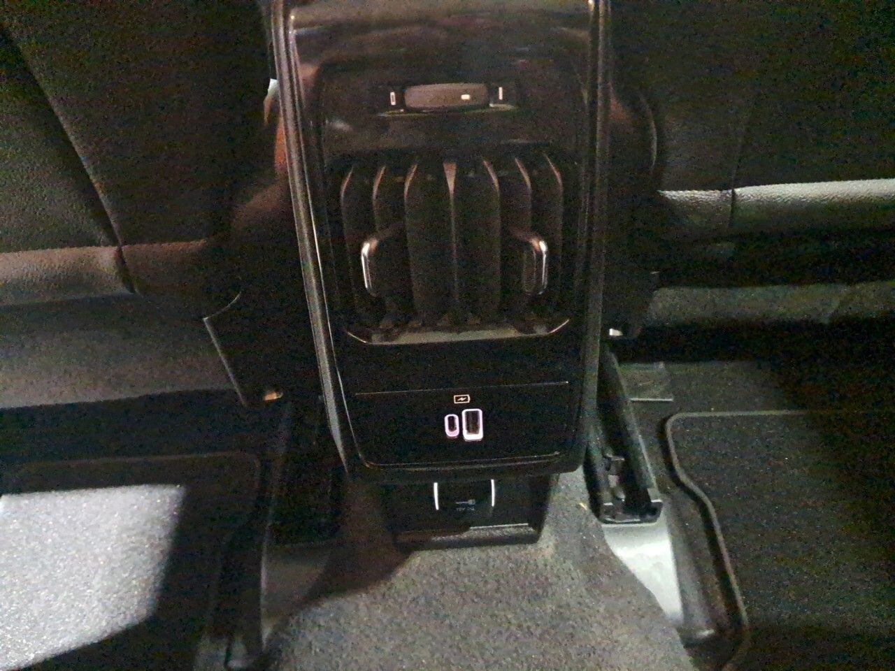 Jeep Compass 1.3 Gse T4 96kW(130CV) Night Eag. MT FWD - foto 21