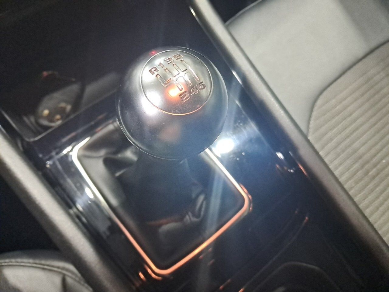 Jeep Compass 1.3 Gse T4 96kW(130CV) Night Eag. MT FWD - foto 18