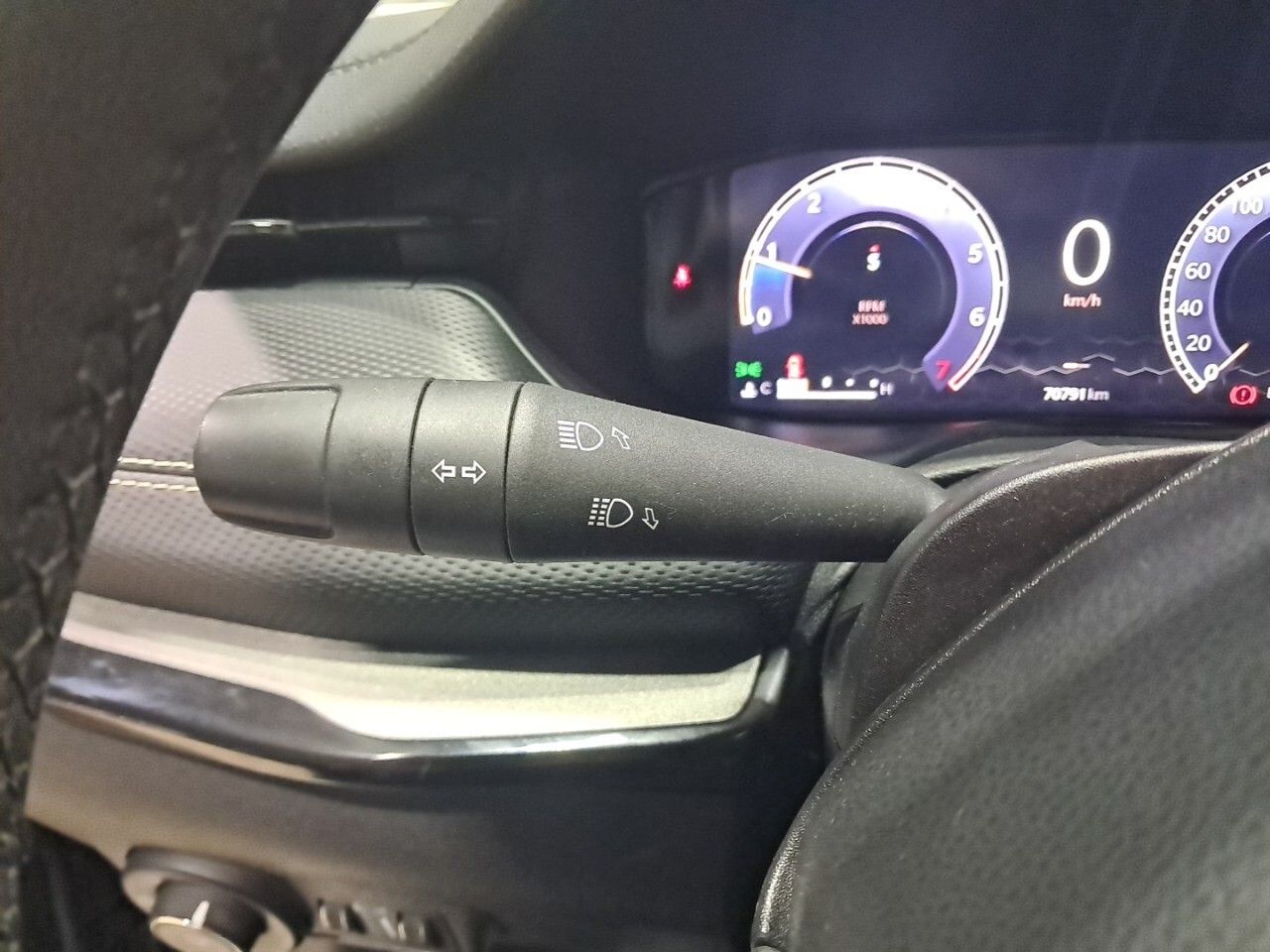 Jeep Compass 1.3 Gse T4 96kW(130CV) Night Eag. MT FWD - foto 14