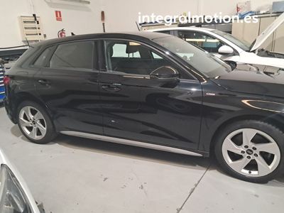 audi-a3-s-line-30-tfsi-85kw-s-tronic-sportback-25 Thumbnail