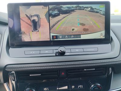 nissan-qashqai-dig-t-116kw-cvt-n-connecta-15 Thumbnail