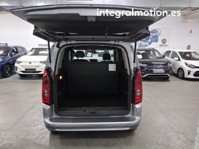 opel-combo-1-5-td-75kw-business-edition-plus-l-n1-29 Thumbnail