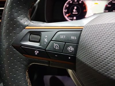 cupra-formentor-1-5-tsi-110kw-150-cv-11 Thumbnail