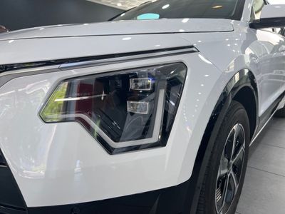kia-niro-1-6-gdi-hev-104kw-141cv-drive-26 Thumbnail