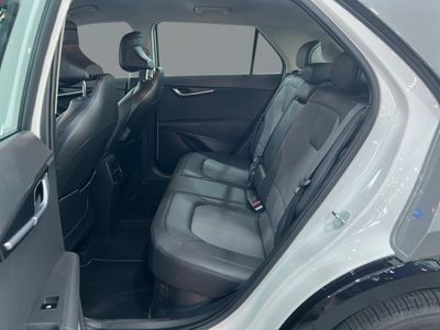 kia-niro-1-6-gdi-hev-104kw-141cv-drive-9 Thumbnail