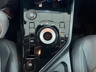 kia-niro-1-6-gdi-hev-104kw-141cv-drive-17 Thumbnail