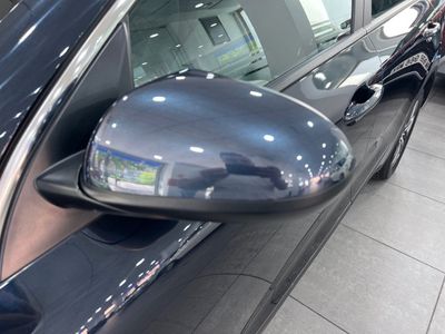 kia-niro-1-6-gdi-hev-104kw-141cv-drive-30 Thumbnail