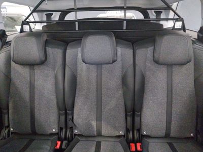 peugeot-5008-gt-line-bluehdi-96kw-130cv-s-s-eat8-19 Thumbnail