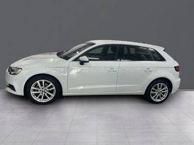 audi-a3-sportback-30-tdi-85kw-116cv-23 Thumbnail