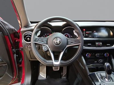 alfa-romeo-stelvio-2-0-gasolina-147kw-200cv-executive-q4-10 Thumbnail