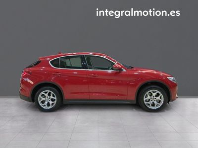 alfa-romeo-stelvio-2-0-gasolina-147kw-200cv-executive-q4-25 Thumbnail