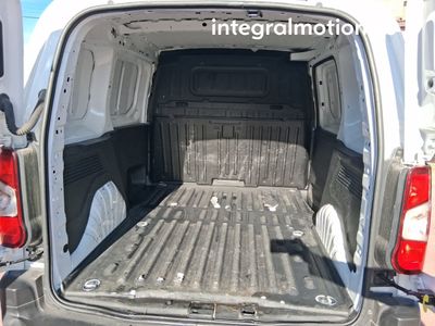 toyota-proace-city-1-5d-75kw-100cv-gx-650kg-media-5 Thumbnail