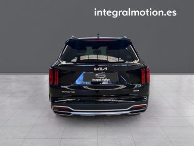 kia-sorento-1-6-t-gdi-phev-black-edition-4x4-7pl-24 Thumbnail