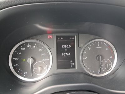 mercedes-vito-119-cdi-6t-base-rwd-largo-190cv-8 Thumbnail
