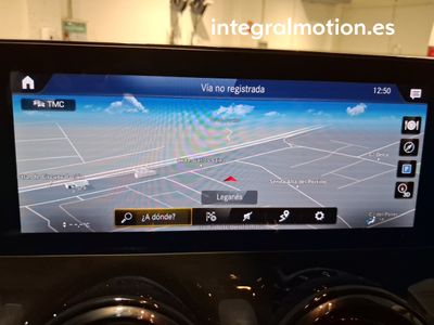 mercedes-clase-glb-180d-business-solution-14 Thumbnail