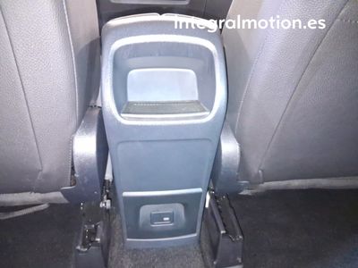 mercedes-clase-glb-180d-business-solution-20 Thumbnail