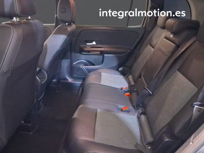 mercedes-clase-glb-180d-business-solution-9 Thumbnail