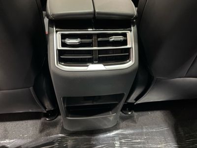 dfsk-600-600-luxury-20 Thumbnail