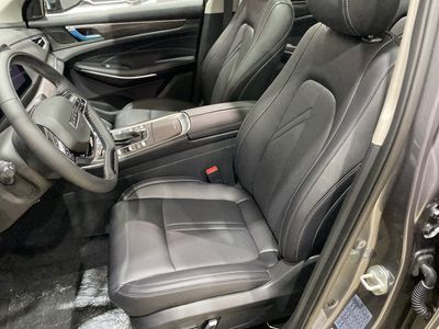 dfsk-600-600-luxury-5 Thumbnail