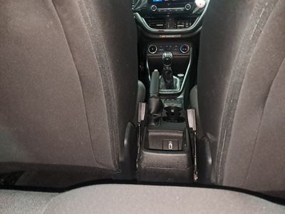 ford-fiesta-1-1-ti-vct-55kw-75cv-trend-5p-20 Thumbnail