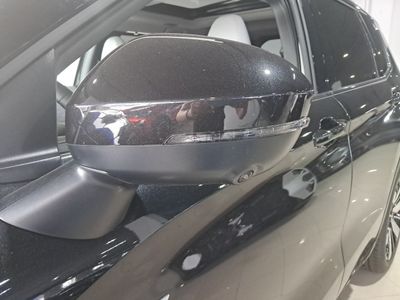 mitsubishi-outlander-phev-kaiteki-4wd-30 Thumbnail