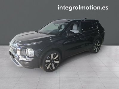 mitsubishi-outlander-phev-kaiteki-4wd-0
