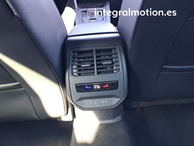 cupra-le-n-sp-1-5-tsi-e-hybrid-150w-204cv-dsg-20 Thumbnail
