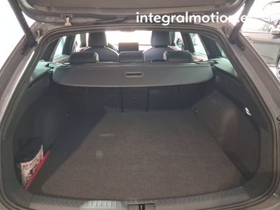 cupra-le-n-sp-1-5-tsi-e-hybrid-150w-204cv-dsg-29 Thumbnail