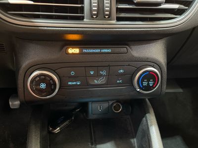 ford-focus-1-5-ecoblue-70kw-trend-edition-16 Thumbnail