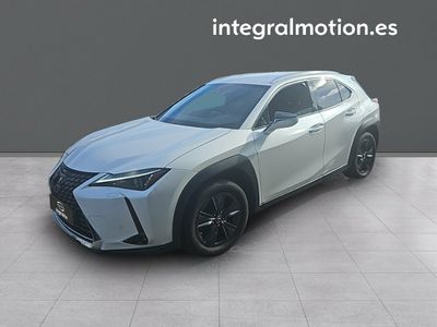 lexus-ux-2-0-250h-premium-0