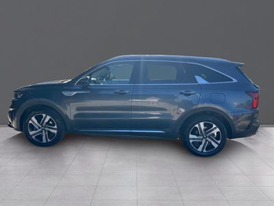 kia-sorento-1-6-t-gdi-phev-emotion-4x4-7pl-p-luxury-23 Thumbnail