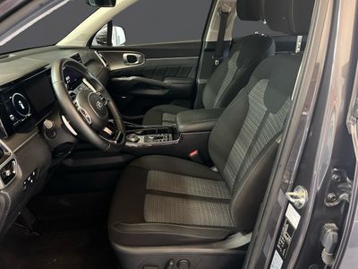 kia-sorento-1-6-t-gdi-phev-emotion-4x4-7pl-p-luxury-5 Thumbnail