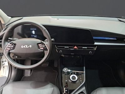 kia-niro-1-6-gdi-hev-104kw-141cv-drive-6 Thumbnail