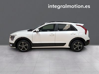 kia-niro-1-6-gdi-hev-104kw-141cv-drive-23 Thumbnail
