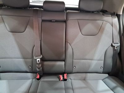 kia-niro-1-6-gdi-hev-104kw-141cv-drive-19 Thumbnail
