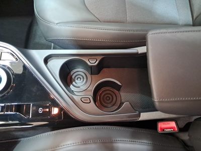 kia-niro-1-6-gdi-hev-104kw-141cv-drive-21 Thumbnail