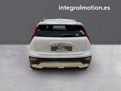 kia-niro-1-6-gdi-hev-104kw-141cv-drive-24 Thumbnail