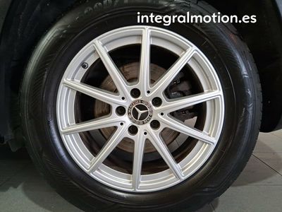 mercedes-clase-glb-180d-business-solution-28 Thumbnail