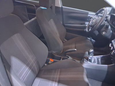 hyundai-bayon-1-0-tgdi-74kw-100cv-48v-maxx-8 Thumbnail