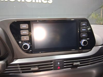 hyundai-bayon-1-0-tgdi-74kw-100cv-48v-maxx-13 Thumbnail