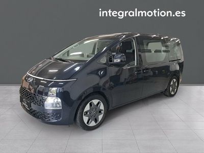 hyundai-staria-2-2-crdi-maxx-9s-0