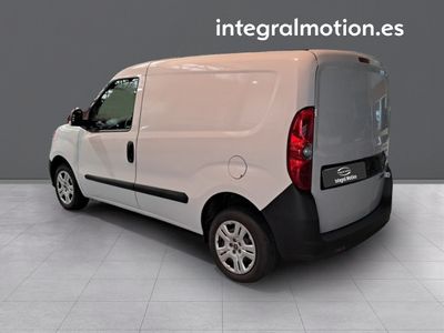 fiat-dobl-1-3-mtj-furgon-95cv-3 Thumbnail