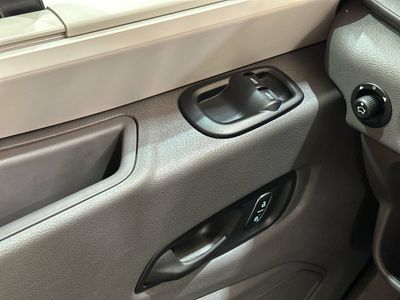 ford-transit-ft-350-2-0-tdci-dpf-350-l3-trail-fwd-cabina-simple-trail-32 Thumbnail