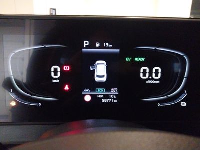 kia-sportage-1-6-t-gdi-phev-198kw-265cv-drive-4x4-7 Thumbnail