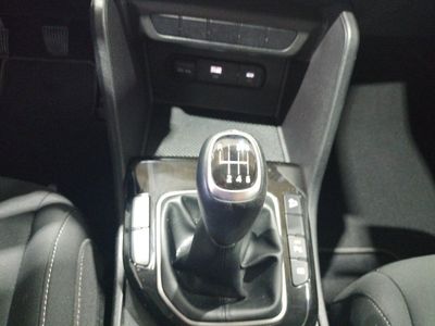 kia-sportage-1-6-t-gdi-mhev-110kw-150cv-drive-4x2-17 Thumbnail